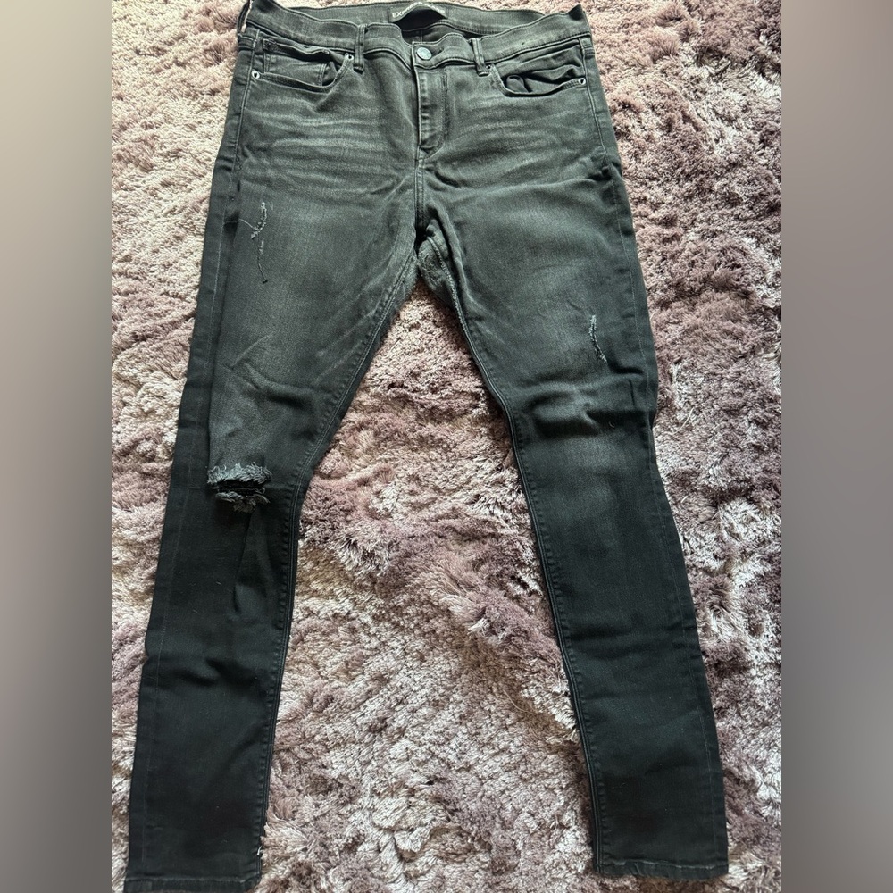 Express Stretch Distressed Jeans